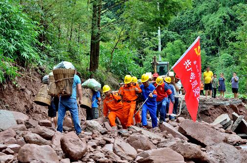 四川電網全力迎戰(zhàn)特大暴雨