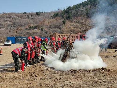 中國(guó)安能第二工程局濰坊電站項(xiàng)目部開展消防應(yīng)急演練