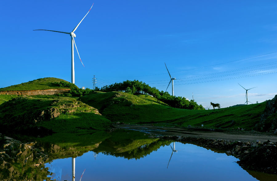 四川能投聚力打造風(fēng)電集群 助推民族地區(qū)風(fēng)電產(chǎn)業(yè)及社會(huì)經(jīng)濟(jì)可持續(xù)發(fā)展