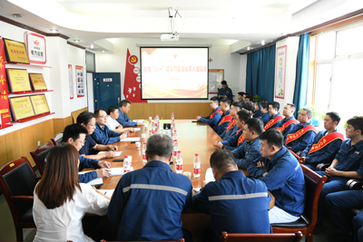 陜投電力運(yùn)營(yíng)召開(kāi)慶祝“八一”建軍節(jié)暨退役軍人表彰座談會(huì)