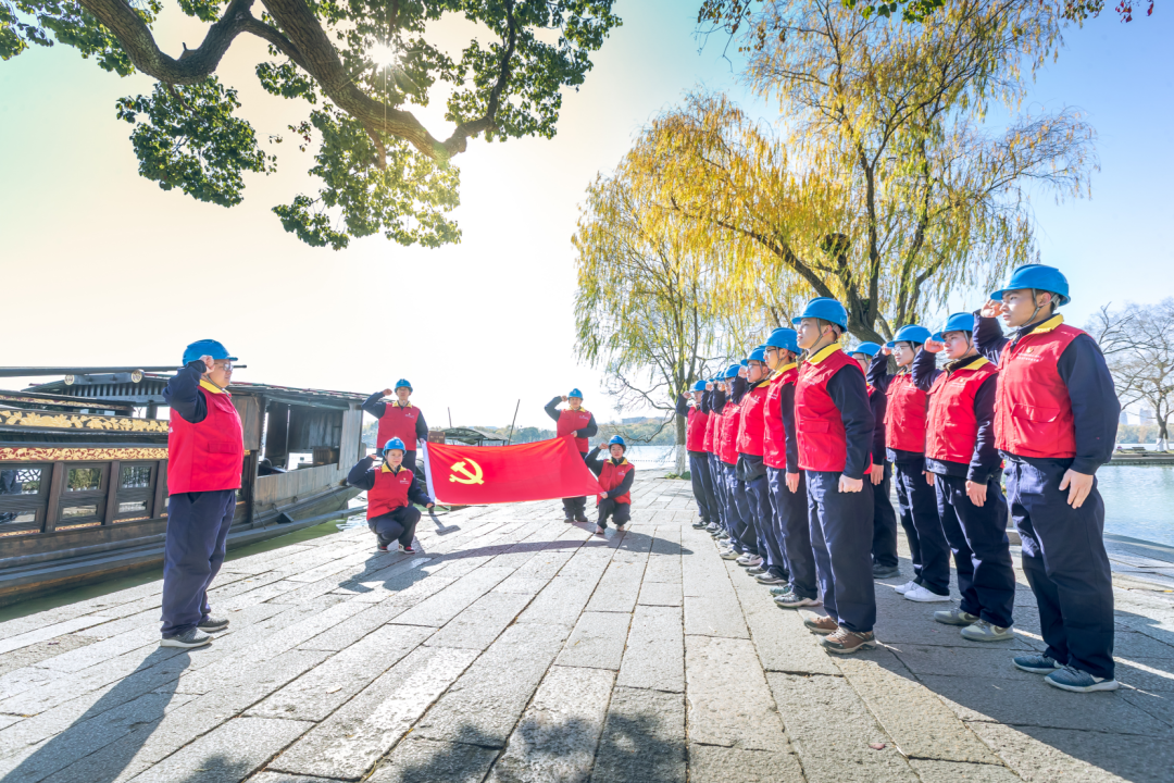 國(guó)家電網(wǎng)公司2022年度二級(jí)單位黨委書記抓基層黨建工作述職暨述責(zé)述廉評(píng)議會(huì)議召開