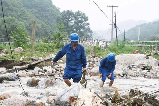 河北：全力搶修災區(qū)道路恢復供電