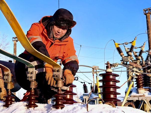 雁寶能源水電中心強(qiáng)化排查打好保電安全戰(zhàn)