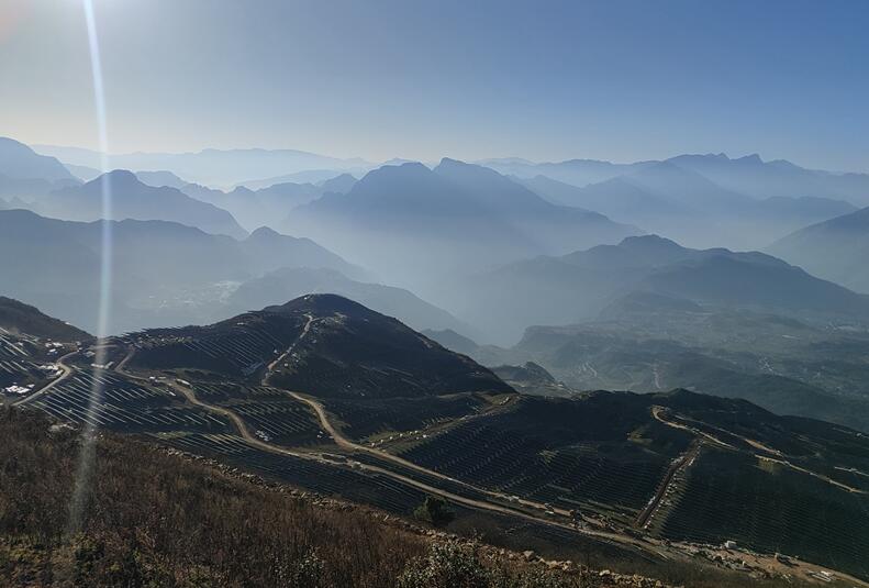 國(guó)能大渡河漢源皇木100兆瓦光伏發(fā)電項(xiàng)目送電成功